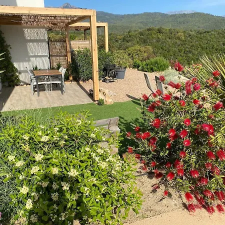 Beautiful U Mare Sea And Mountain View דירה סארי סולנזארה