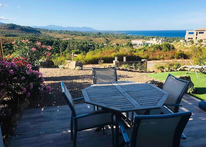 Beautiful U Mare Sea And Mountain View דירה