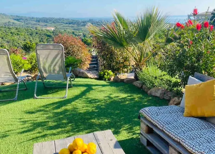 Beautiful U Mare Sea And Mountain View *